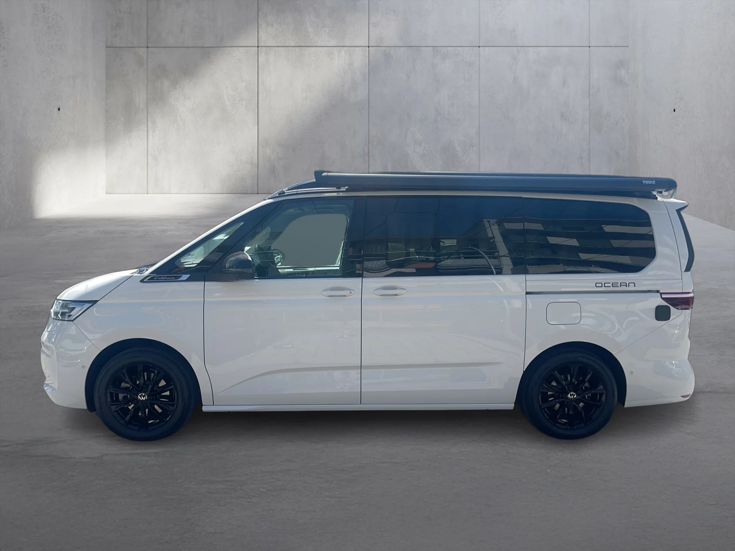 Bild eines VW California Ocean eHybrid 180 kW 4M
