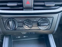 SEAT Ibiza Reference Edition 1.0 80PS in Fjord-Blau