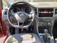 VW Golf Sportsvan Comfortline TSI in Cranberry Red Metallic