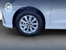 SEAT Ibiza Reference Edition 1.0 80PS in Candy-Weiß