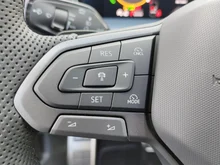 VW Tayron Sport eHybrid DSG 200kW in Grenadillschwarz Metallic
