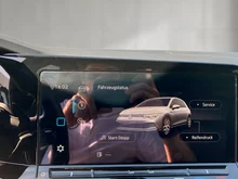 VW Golf R TSI 4MOTION DSG in Lapiz Blue Metallic