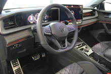 VW Tayron Sport TDI 4MOTION DSG in Grenadillschwarz Metallic