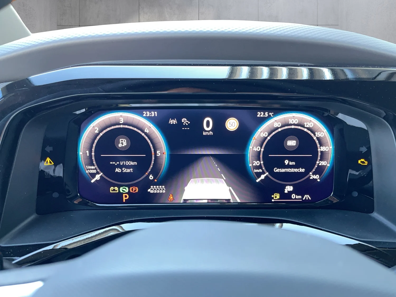 Bild eines VW Multivan Business ÜH TDI