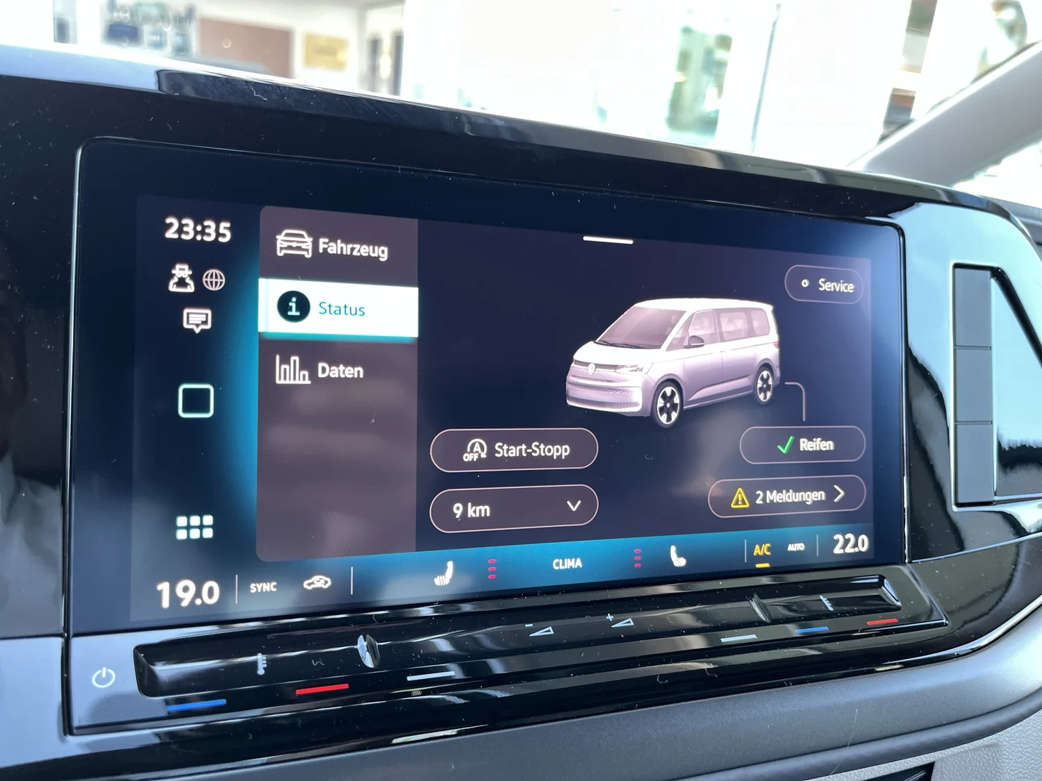 Bild eines VW Multivan Business ÜH TDI