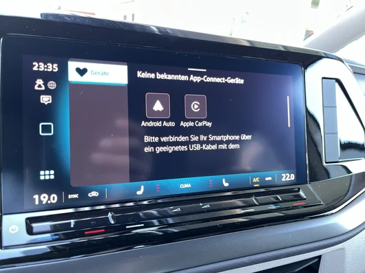 Bild eines VW Multivan Business ÜH TDI