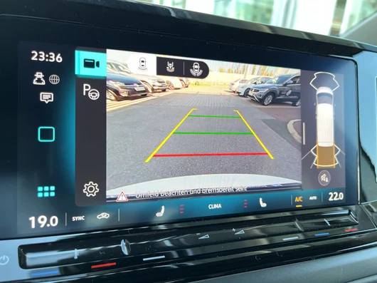 Bild eines VW Multivan Business ÜH TDI