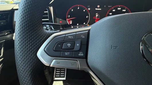 Bild eines Touareg R-Line TDI 4M. Final Edition