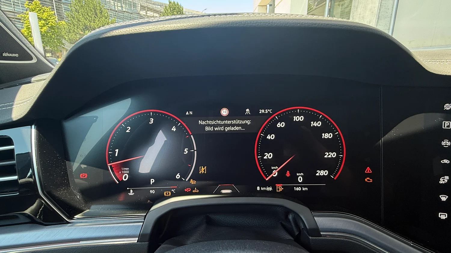 Bild eines Touareg R-Line TDI 4M. Final Edition