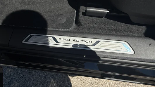 Bild eines Touareg R-Line TDI 4M. Final Edition