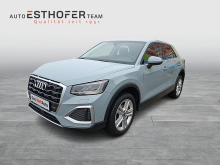 Audi Q2 35 TFSI admired