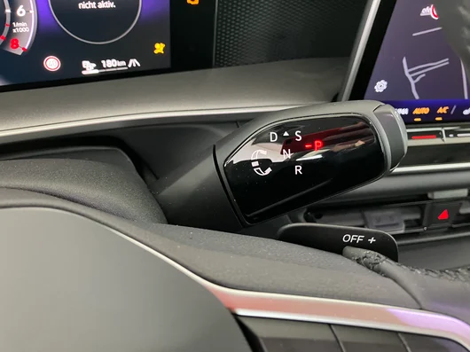 Bild eines VW Tayron Life eHybrid DSG 150kW