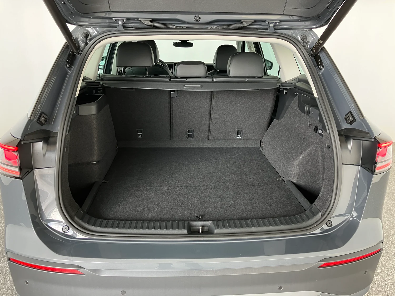 Bild eines VW Tayron Life eHybrid DSG 150kW