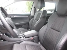 Škoda Karoq Style TSI DSG ACT in Stahl-Grau