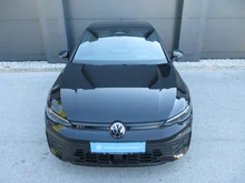 VW Golf GTI DSG in Grenadillschwarz Metallic