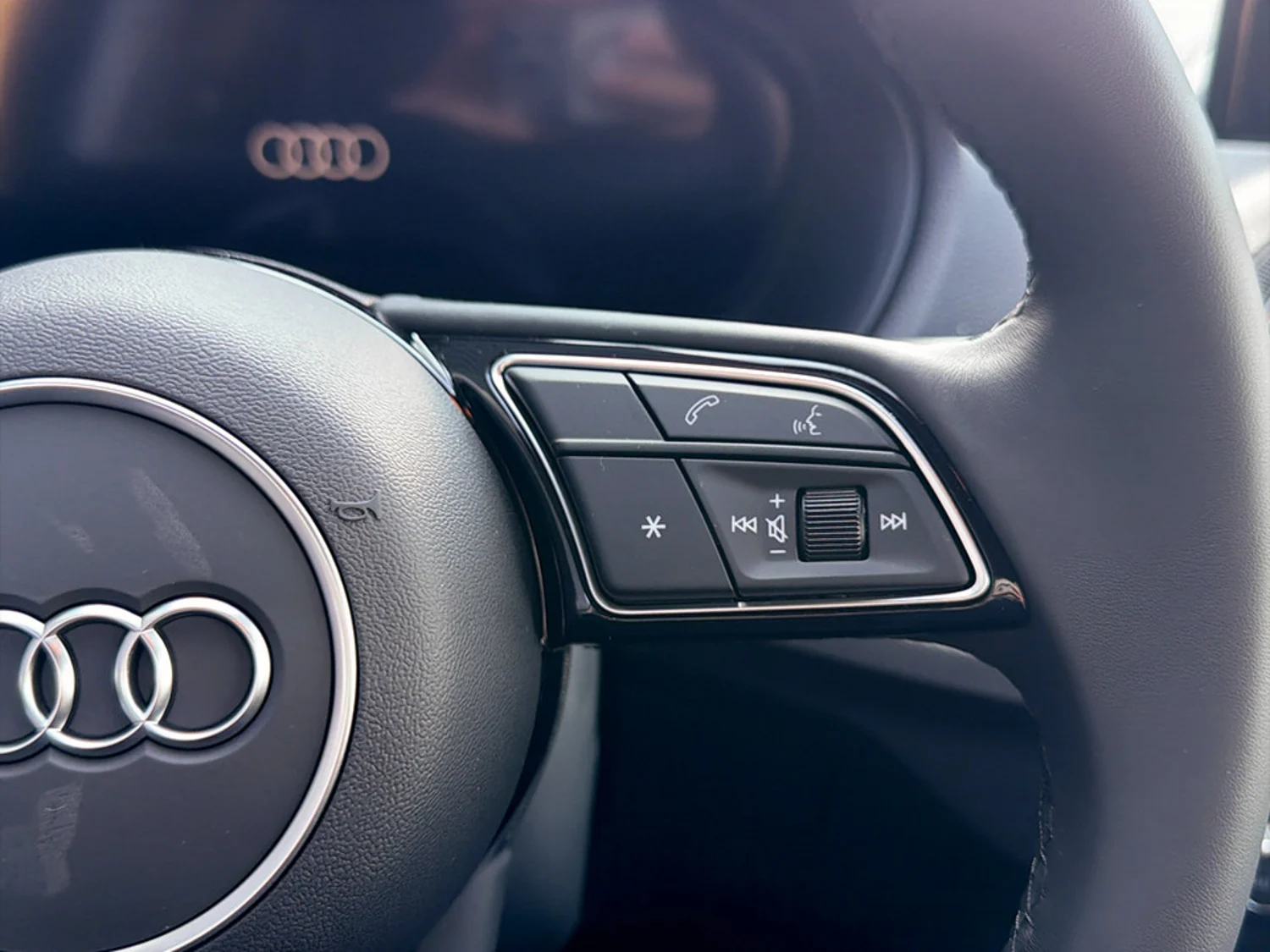 Bild eines Audi Q2 30 TFSI admired