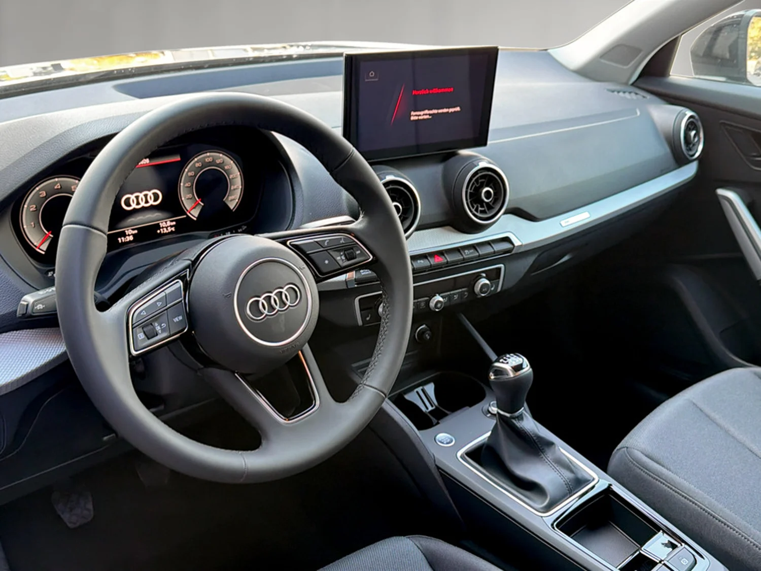 Bild eines Audi Q2 30 TFSI admired