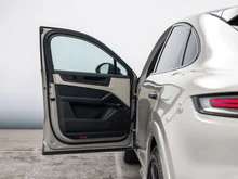 Porsche Cayenne S E-Hybrid Coupé in KREIDE