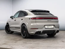 Porsche Cayenne S E-Hybrid Coupé in KREIDE