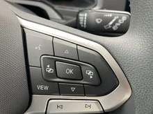 VW Taigo 4Me TSI in Rauchgrau Metallic