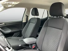 VW T-Cross Life TSI DSG in Uranograu