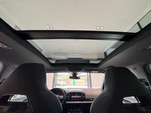 Škoda Karoq SPORTLINE TDI in Moon-Weiß Metallic