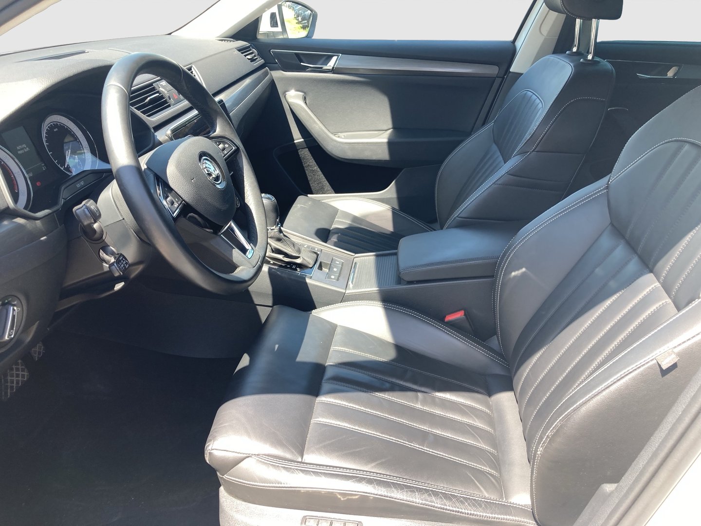 Škoda SUPERB Style TSI ACT DSG | Bild 7 von 26