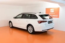 Škoda Octavia Combi Selection TSI in Alaska-Weiß