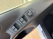 VW Tiguan Lounge TDI SCR in weiß