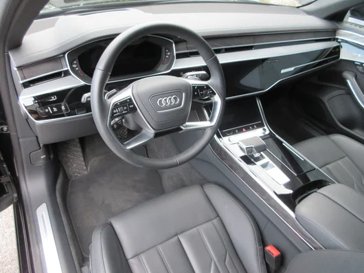 Bild eines A8  60 TFSI e quattro Lang