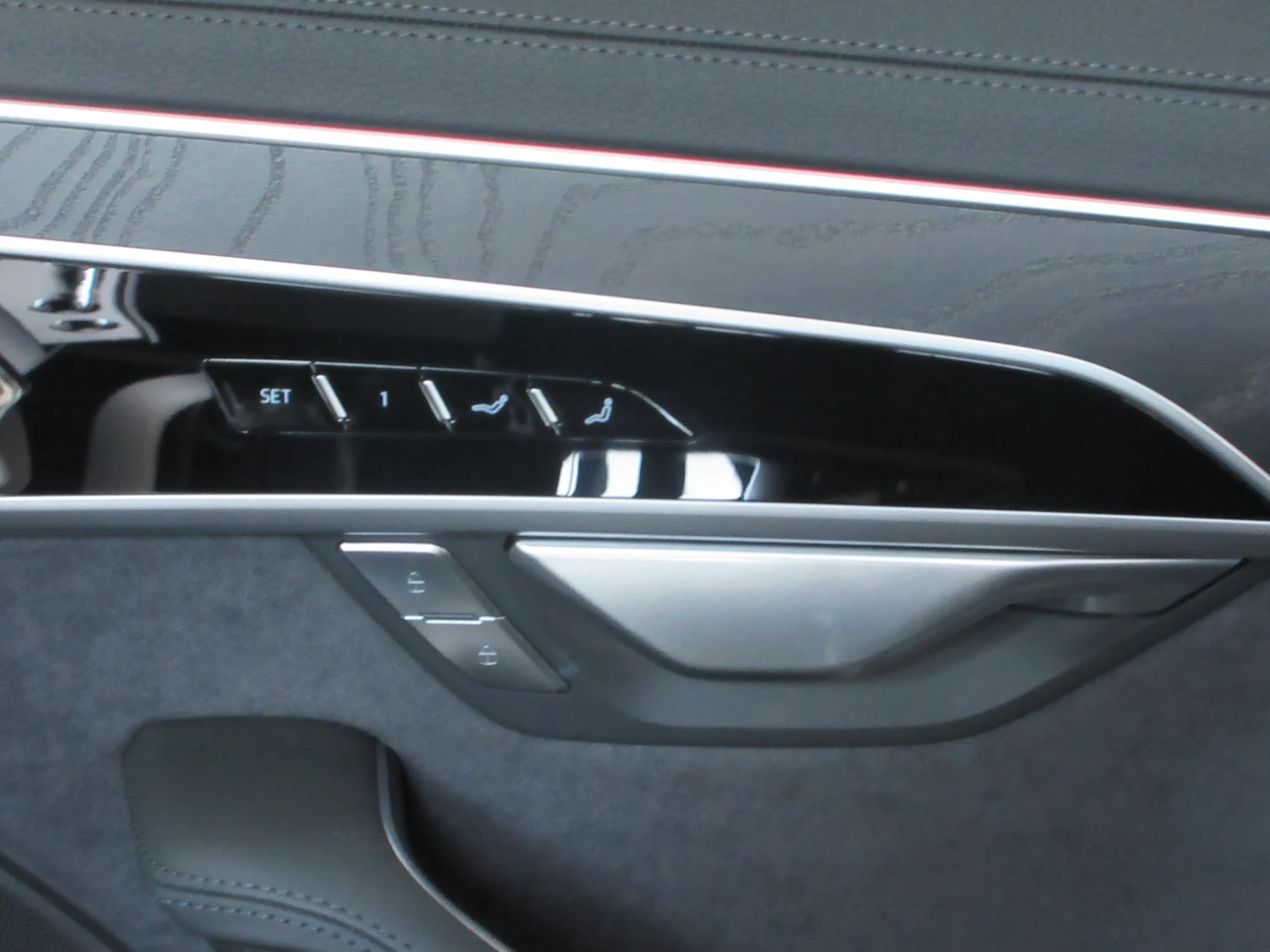 Bild eines A8  60 TFSI e quattro Lang