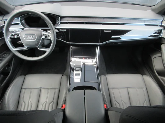 Bild eines A8  60 TFSI e quattro Lang