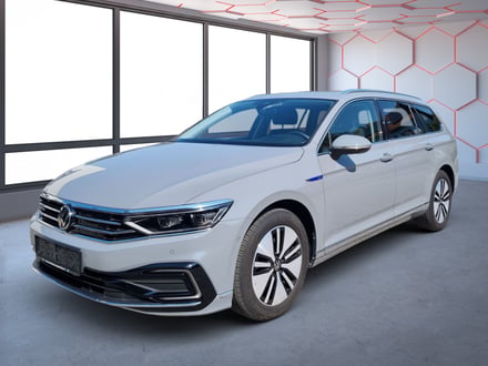 VW Passat Variant GTE