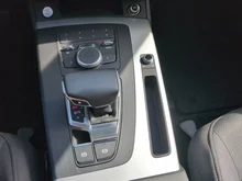 Audi Q5 35 TDI quattro basis in Brillantschwarz