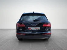 Audi Q5 35 TDI quattro basis in Brillantschwarz