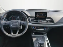 Audi Q5 35 TDI quattro basis in Brillantschwarz