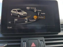 Audi Q5 35 TDI quattro basis in Brillantschwarz