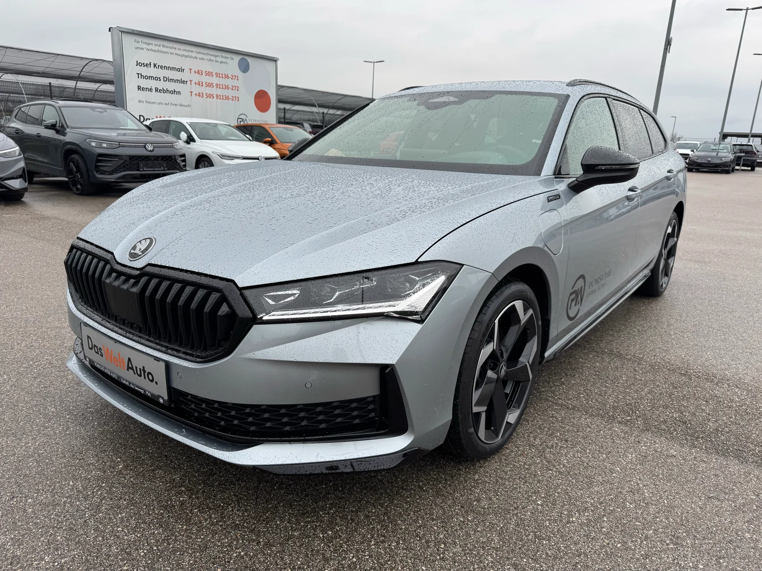 Bild eines Škoda Superb Combi Sportline iV TSI DSG
