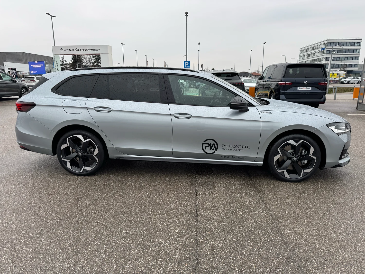Bild eines Škoda Superb Combi Sportline iV TSI DSG