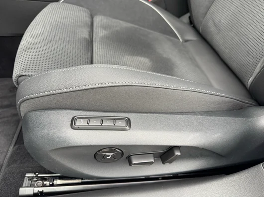 Bild eines Škoda Superb Combi Sportline iV TSI DSG