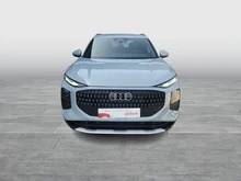 Audi Q3 TFSI 110 kW in Pfeilgrau Perleffekt
