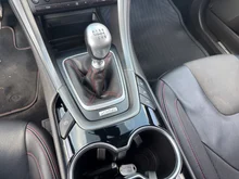 Ford Mondeo Lim. ST-Line in mittelgrau - metallic