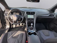 Ford Mondeo Lim. ST-Line in mittelgrau - metallic