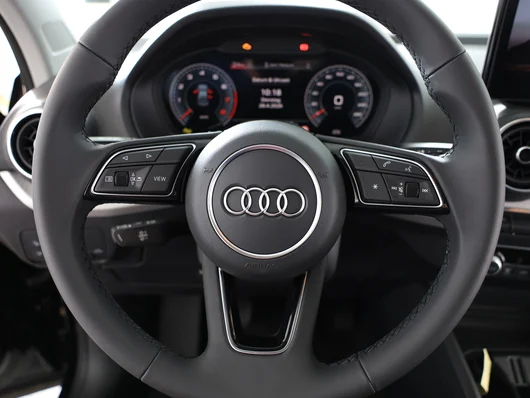 Bild eines Audi Q2 30 TFSI admired