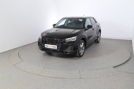 Audi Q2 30 TFSI admired