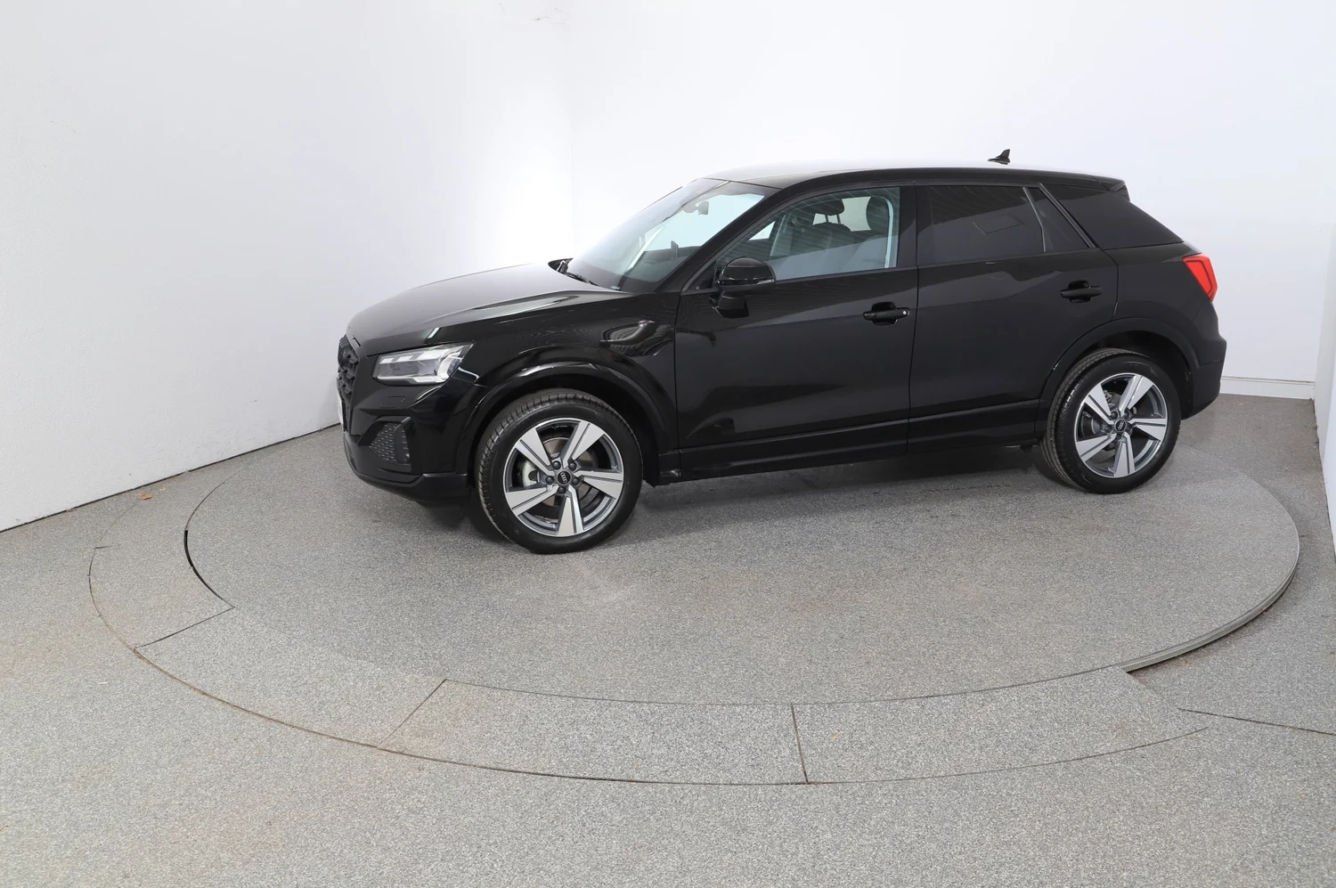 Bild eines Audi Q2 30 TFSI admired