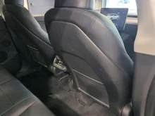 Tesla Model Y Long Range Dual AWD in weiss - metallic
