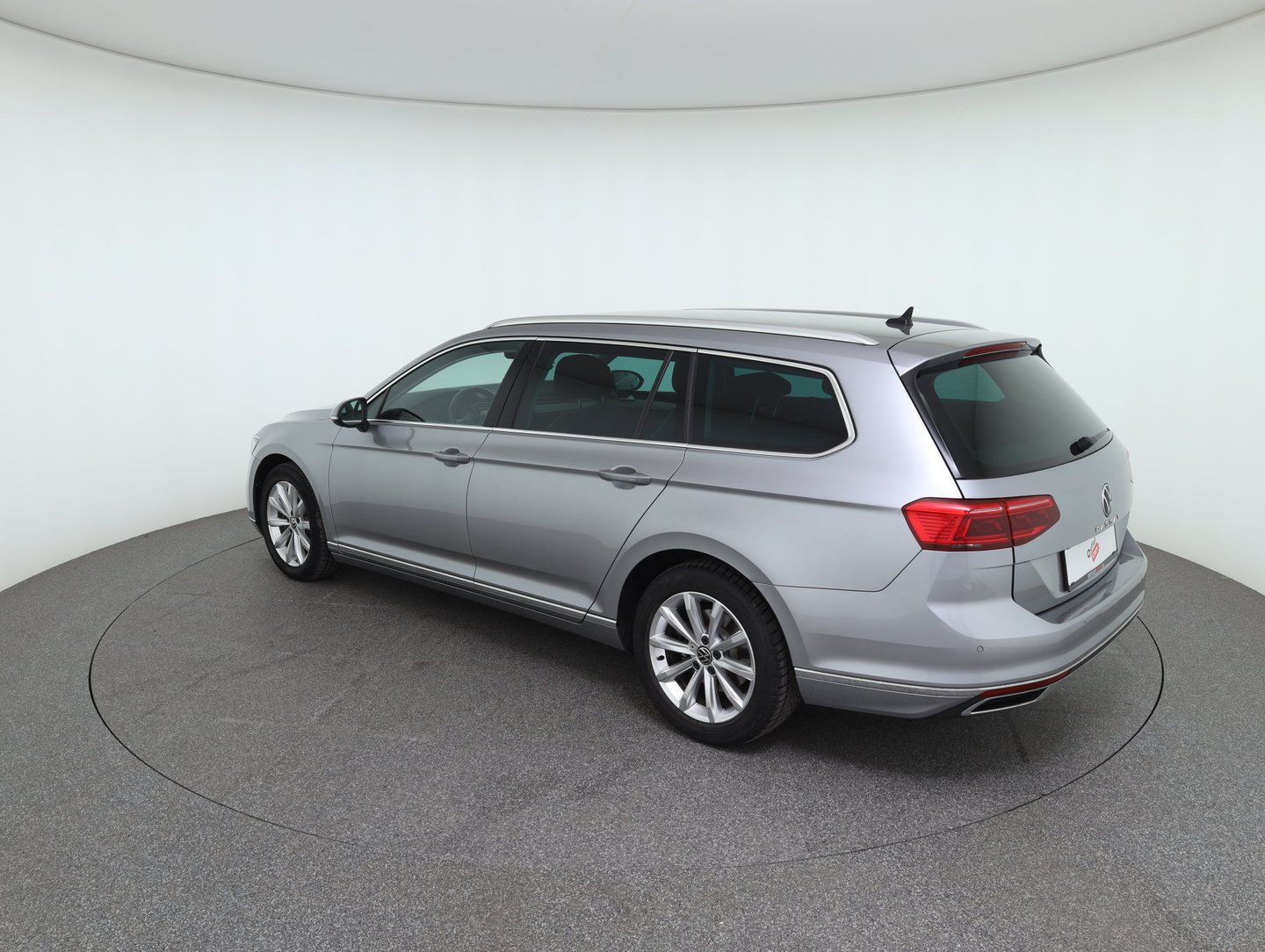 VW Passat Variant Elegance TDI DSG | Bild 7 von 31