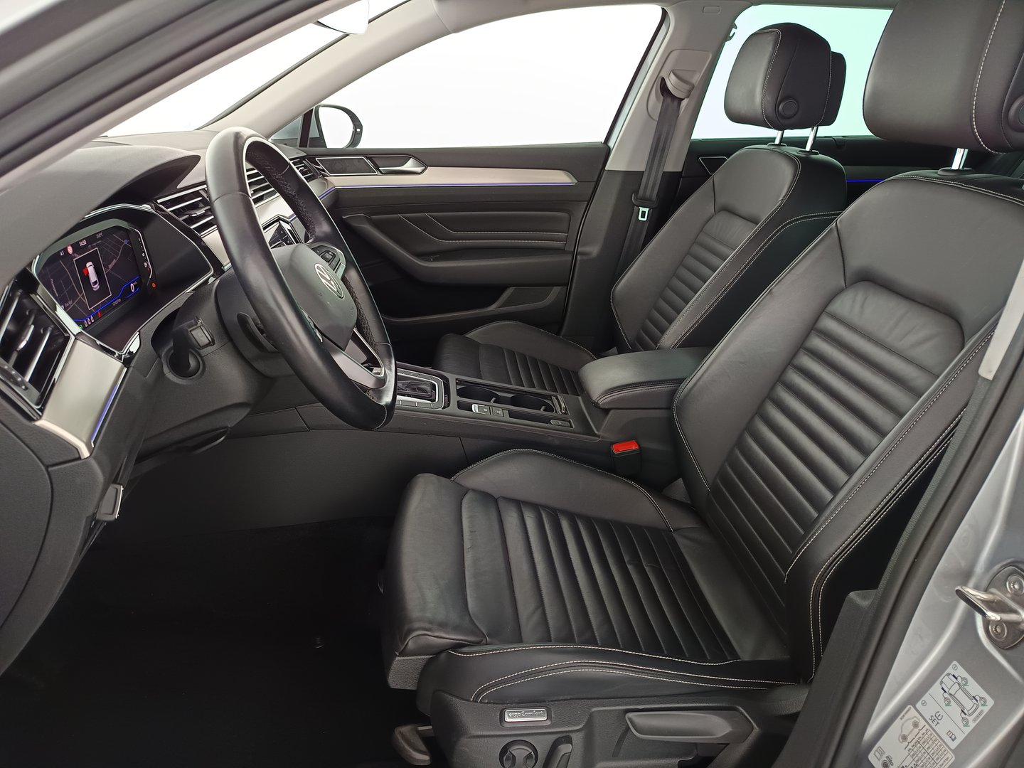 VW Passat Variant Elegance TDI DSG | Bild 13 von 31