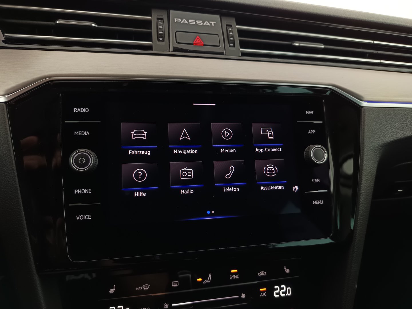 VW Passat Variant Elegance TDI DSG | Bild 18 von 31